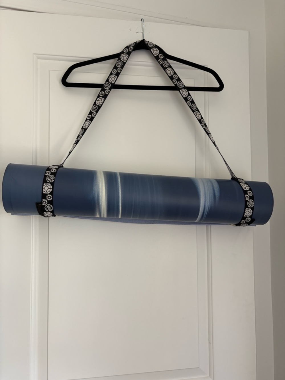 Lululemon Blue Gradient Yoga Mat, Lululemon knee pads, and Gaiam Floral Strap.